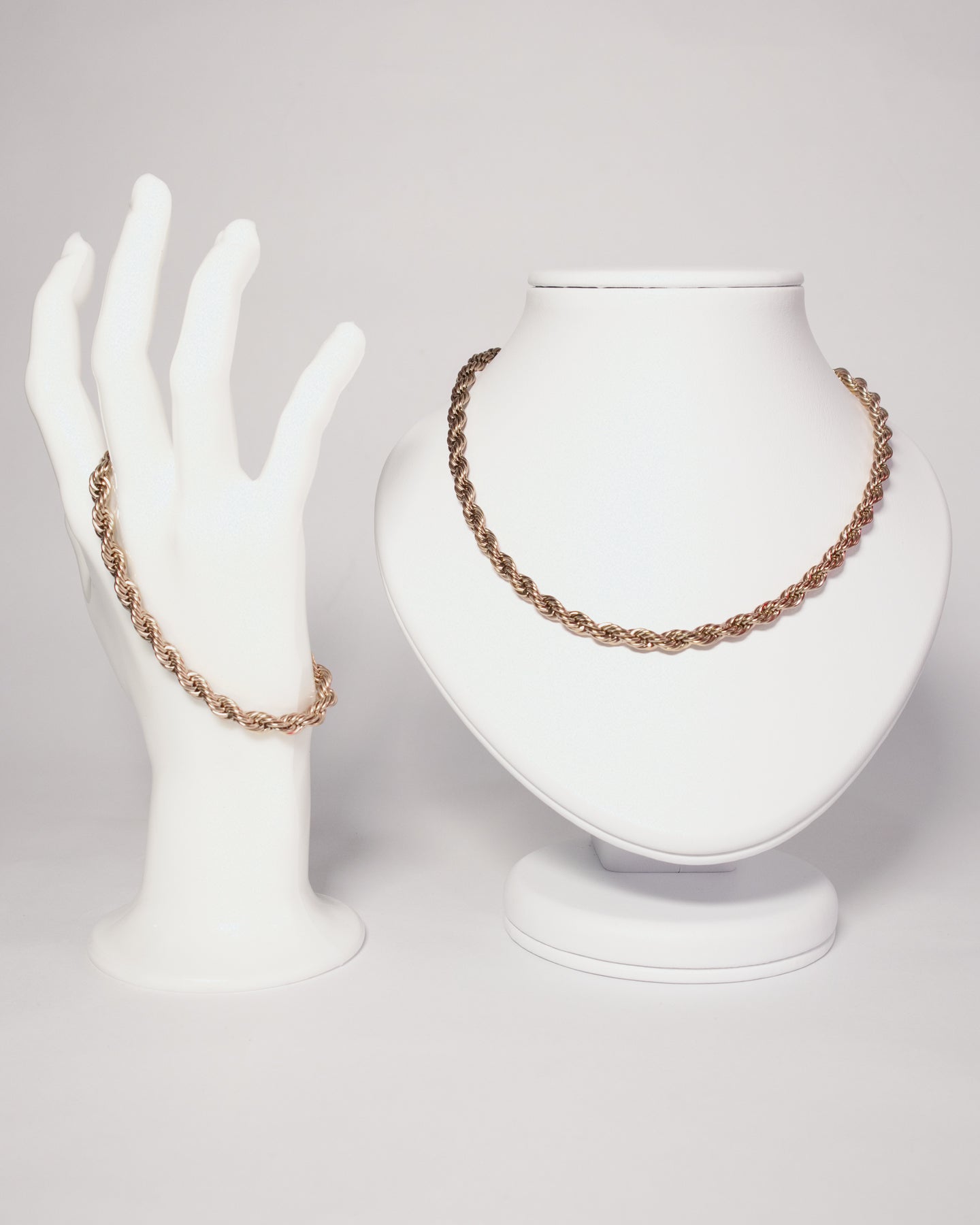 Combo Lazo Rosa Hombre en oro laminado de 18k