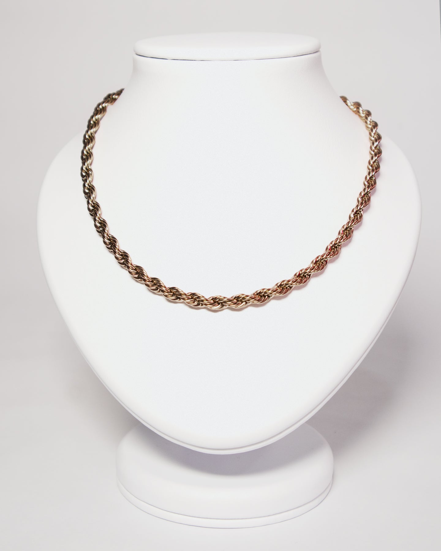 Cadena Lazo Rosa Hombre en oro laminado de 18k