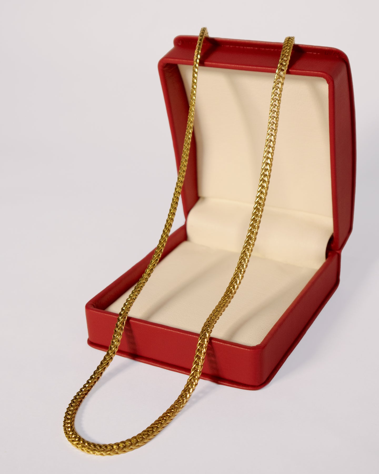 Cadena Escama Hombre en oro laminado de 18k