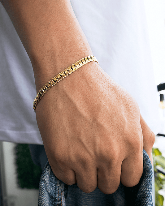 Pulsera Grabada Hombre en oro laminado de 18k