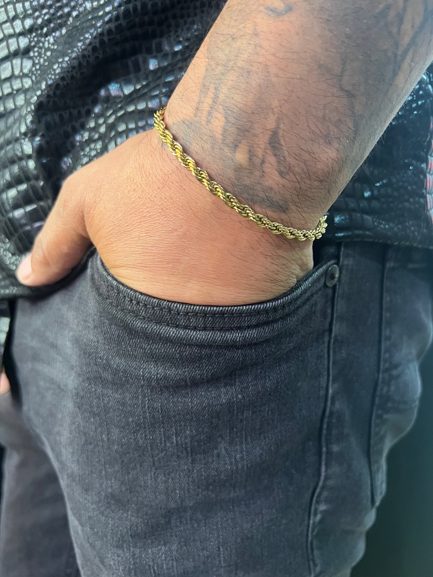 Pulsera Lazo Hombre en oro laminado de 18k